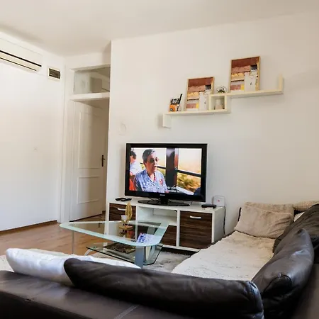 Apartman Cozy *