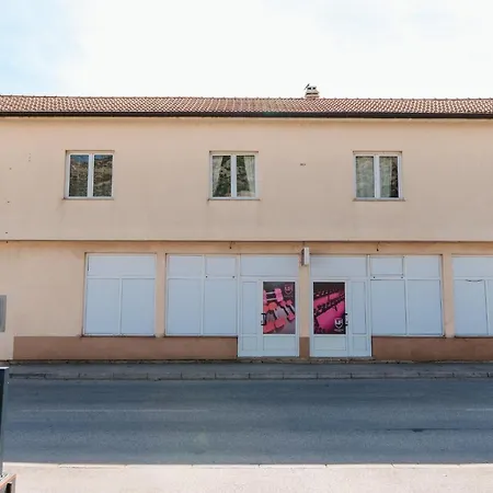 Cozy Apartman Mostar